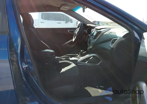 2016 Hyundai Veloster z USA, uszkodzony, nr VIN KMHTC6AD8GU301350